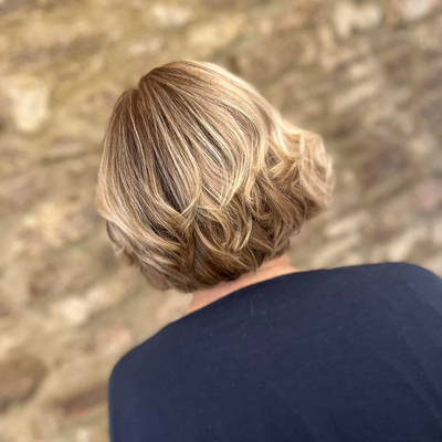  S O F T B L E N D E D B R O N D E https://hairbyelliec.co.uk/ #pearlbalayage #hairtransformation #fyp #healthyhairjourney #hairgoals2026 #behindthechair #haircaretips #blayageartists #blondespecialist #livedinhair #dimensionalblonde #haircaretips #hairaftercare