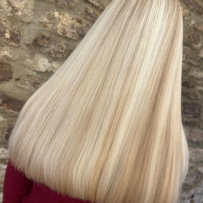 B U T T E R K I S S B L O N D E https://hairbyelliec.co.uk/#yeovilsalons #hairtransformation #fyp #blondebalayage #luxurysalon