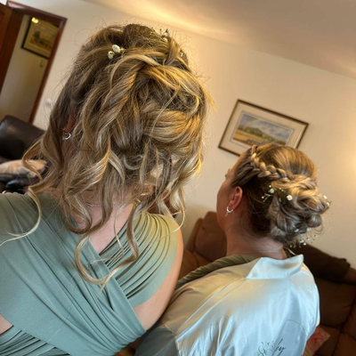 W E D D I N G S E A S O N BOOK NOW:https://hairbyelliec.co.uk/ #summerhair #bobhaircut #brunettes #blondes #hairstylist #hairtransformation #fyp #yeovil #localhairsalon #localhairstylists #cutblowdry #selfemployed #selfemployedlife #hairartist #colourspecialist #yeovil #cutandblowdry #cutandcurl #somerset #hairstyle #weddingbells #weddingguest #bridalhair #bridesmaidhair #weddingseason #weddingday
